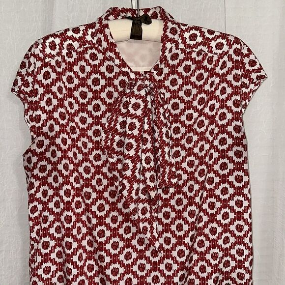 Tory Burch 10 Red White Pattern Cap Sleeve Neck Tie Silk Blouse - Picture 7 of 14